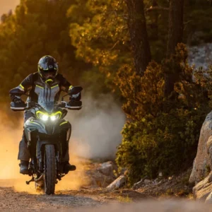 Benelli TRK 702X precio